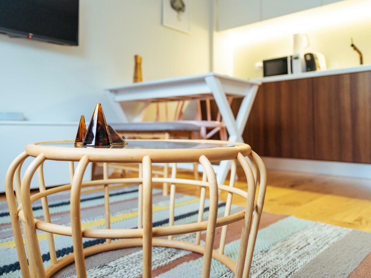 Boutique Luxury Flats - La Maison Du Petit Paris ブカレスト エクステリア 写真