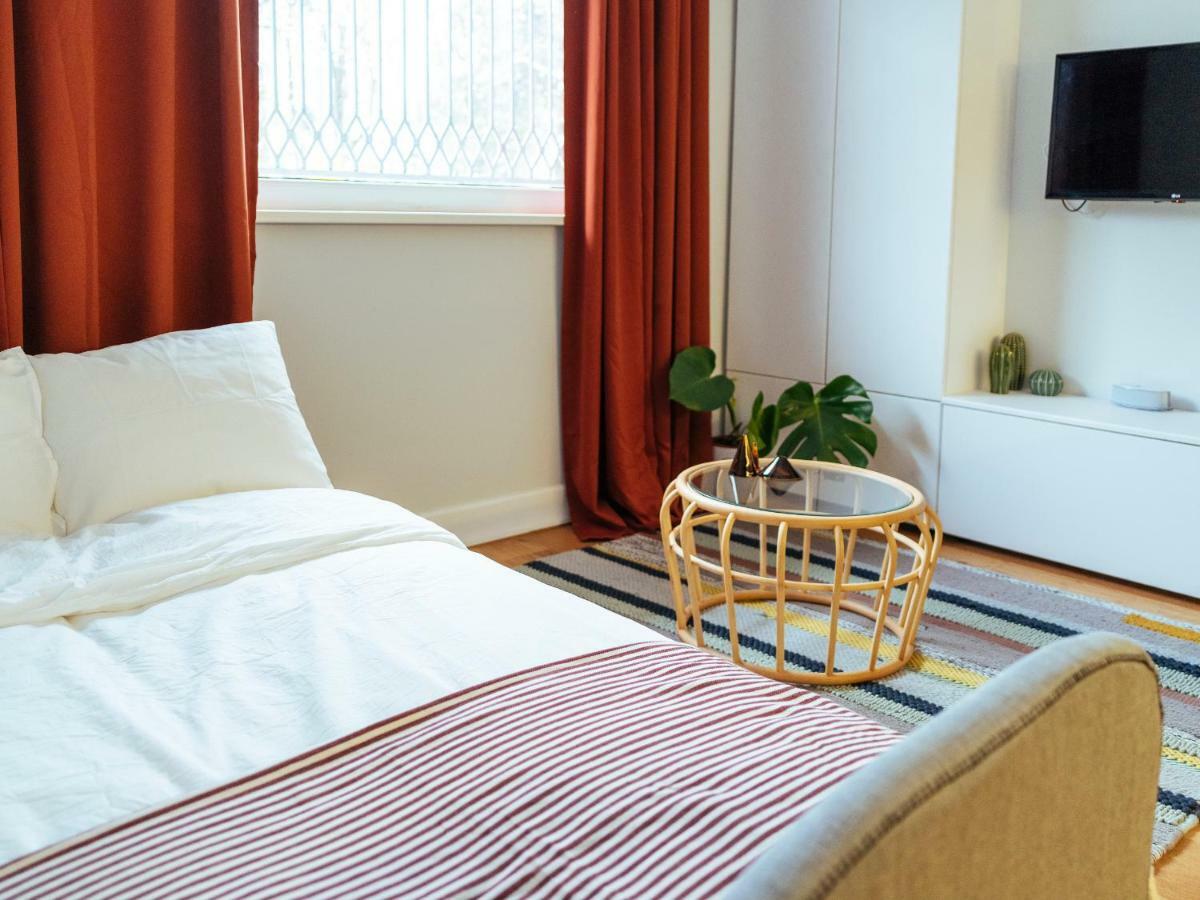 Boutique Luxury Flats - La Maison Du Petit Paris ブカレスト エクステリア 写真