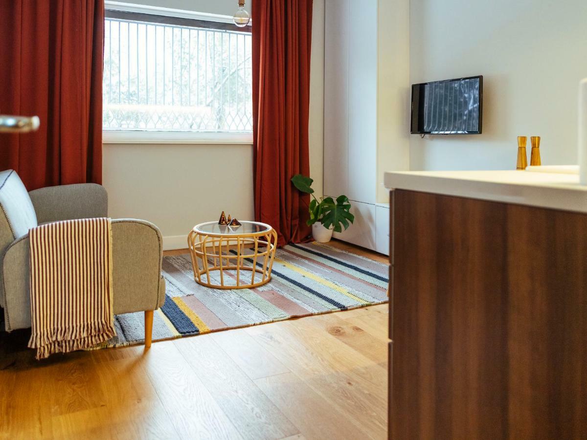 Boutique Luxury Flats - La Maison Du Petit Paris ブカレスト エクステリア 写真
